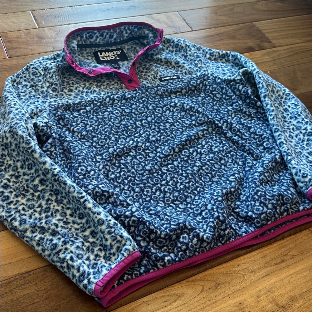 Lands’ End Heritage snap fleece pullover in navy floral pattern - Picture 4 of 4